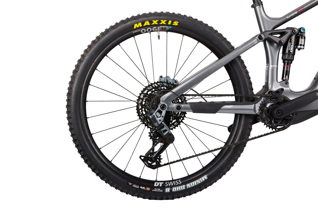 Steppenwolf Tundra 10 | Avinox M2S | SRAM GX Eagle AXS T-Type | RockShox Lyrik Ultimate 160 mm