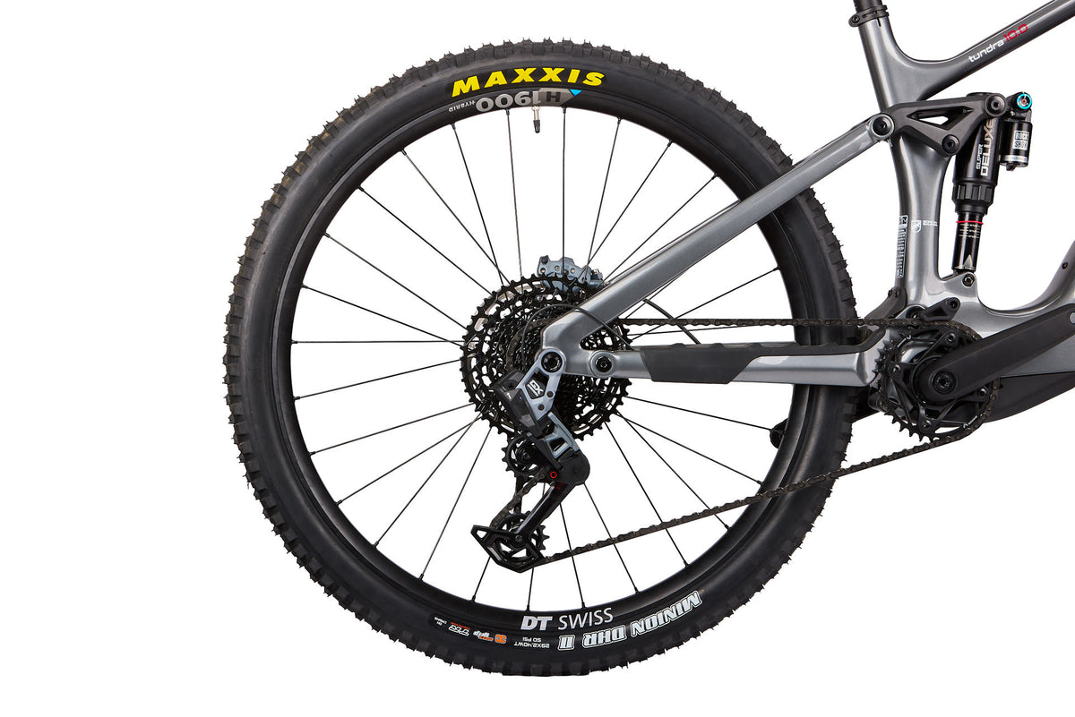 Steppenwolf Tundra 10 | Avinox M2S | SRAM GX Eagle AXS T-Type | RockShox Lyrik Ultimate 160 mm