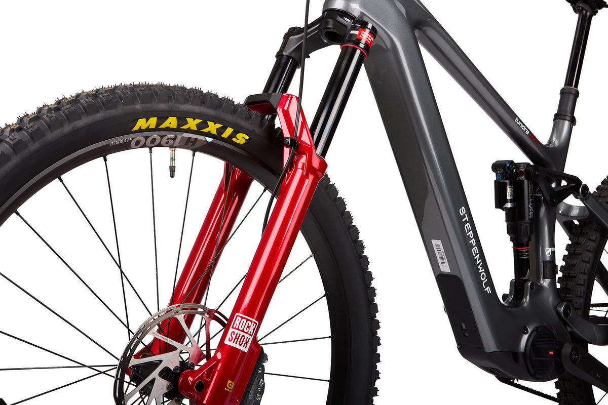 Steppenwolf Tundra 10 | Avinox M2S | SRAM GX Eagle AXS T-Type | RockShox Lyrik Ultimate 160 mm