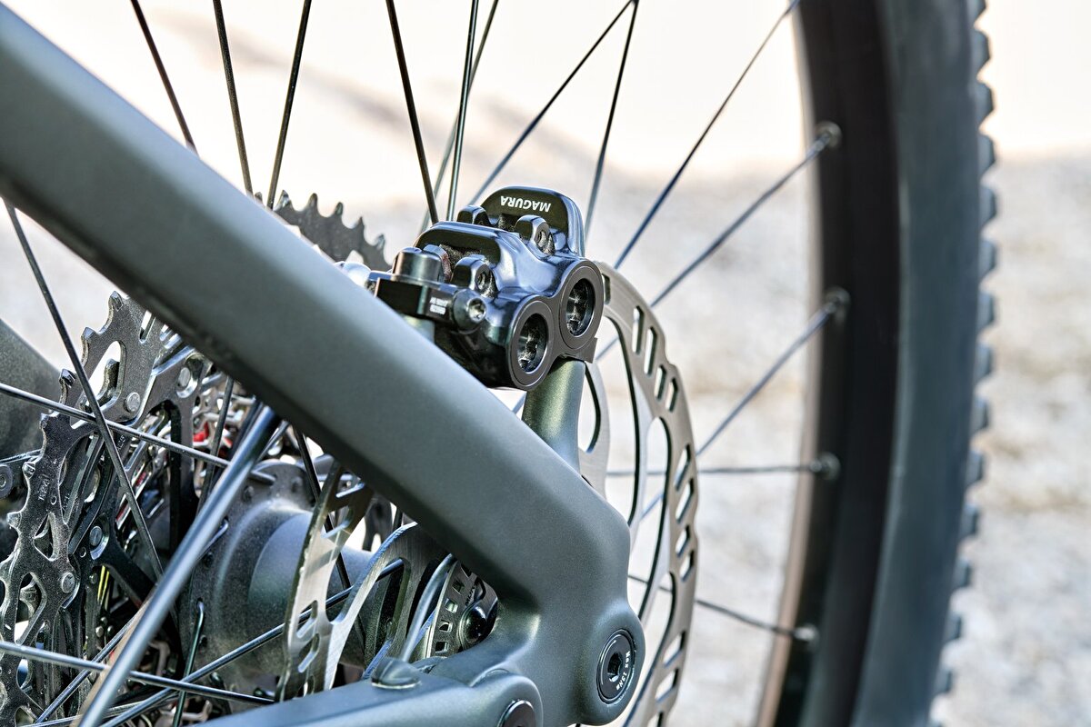Steppenwolf Tundra 9.0 | Avinox 120Nm |  SRAM Eagle 70 12S | SR Suntour Durolux 38 EVO Boost 160mm